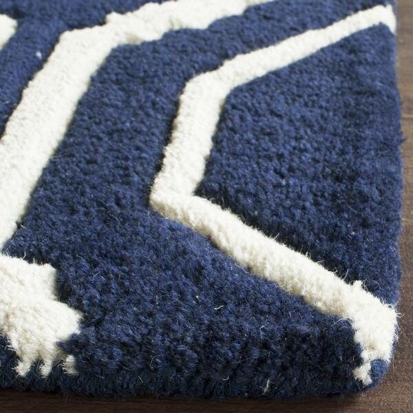 Safavieh Chatham Hand Tufted Rectangle Rug- Dark Blue - Ivory- 2 x 3 ft. - CHT731C-2