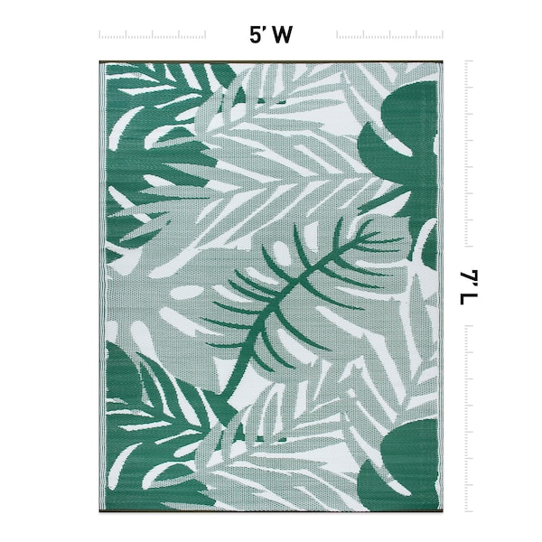 World Rug Gallery Tropical Leaf Reversible Recycled Plastic 5' X 7' Green Outdoor Rug - 6066GREEN5X7