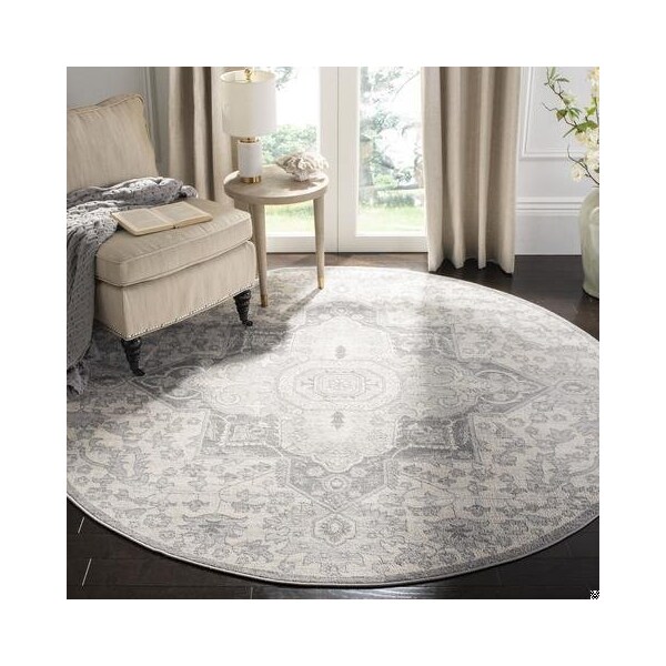 Safavieh 6 x 9 ft. Brentwood Traditional Rectangle RugGrey & Cream - BNT816B-6