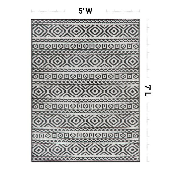 World Rug Gallery Contemporary Geometric Reversible Plastic 5' X 7' Black Outdoor Rug - 6059BLACK5X7