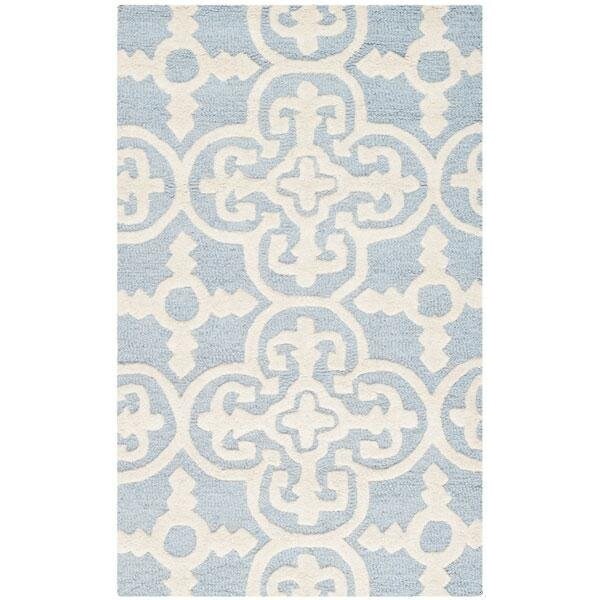 Safavieh Cambridge Hand Tufted Rectangle RugLight Blue & Ivory 5 x 8 ft. - CAM133A-5