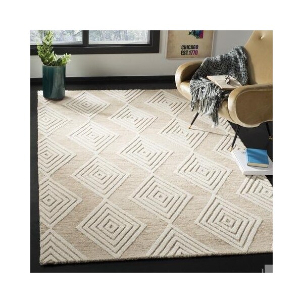 Safavieh 4 x 6 ft. Contemporary Blossom Hand Tufted Area RugBeige & Ivory - BLM111B-4