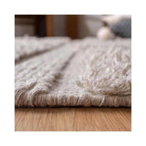 Safavieh 4 x 6 ft. Casablanca Rectangle Hand Loomed Wool RugGrey - CSB450H-4