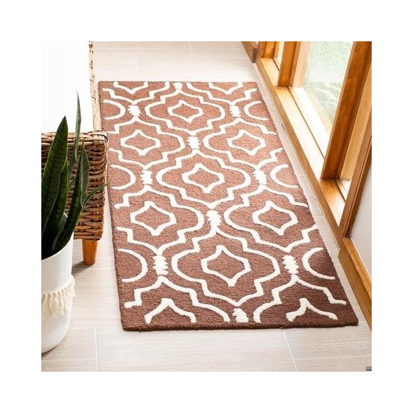 Safavieh 6 x 9 ft. Cambridge Hand Tufted Rug, Medium Rectangle - Dark Brown and Ivory - CAM141H-6