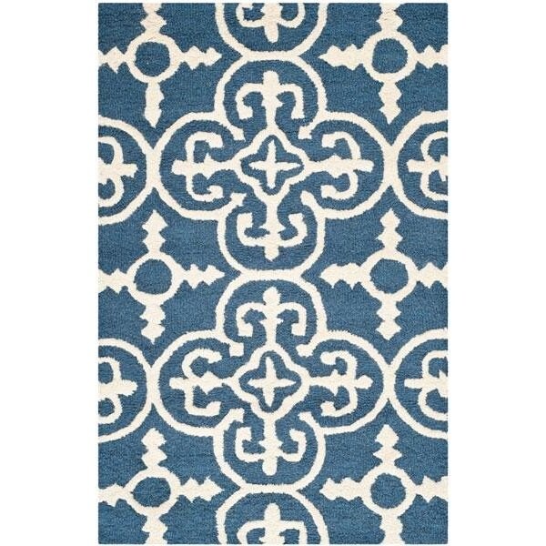 Safavieh Cambridge Hand Tufted Rectangle RugNavy & Ivory 6 x 9 ft. - CAM133G-6
