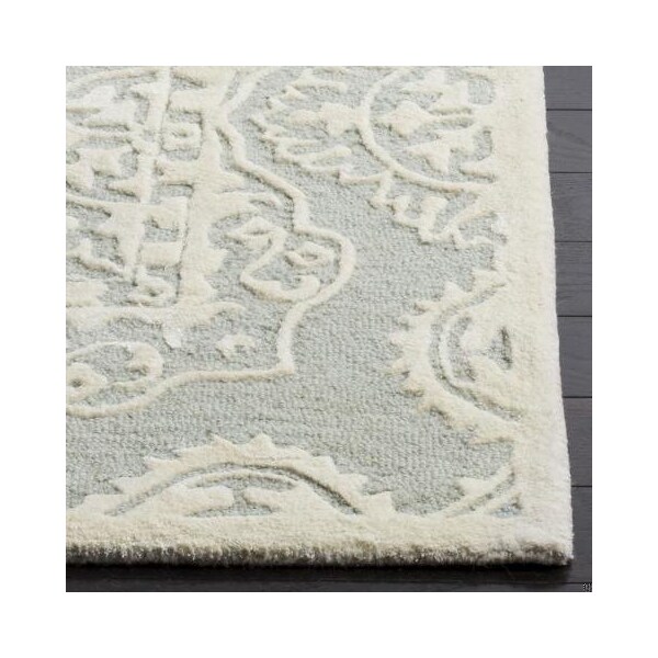 Safavieh 2 ft.6 in. x 4 ft. Bella Hand Tufted Accent Area RugGrey & Ivory - BEL134B-24