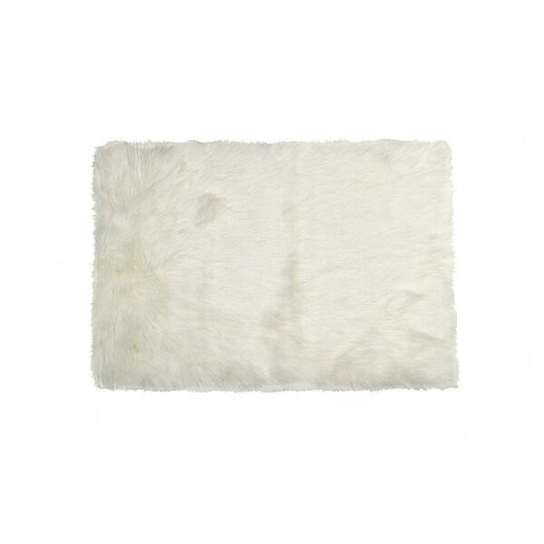 Blueprints 2 x 3 ft. Hudson Faux Fur Rectangular Rug - Off White - BL367012