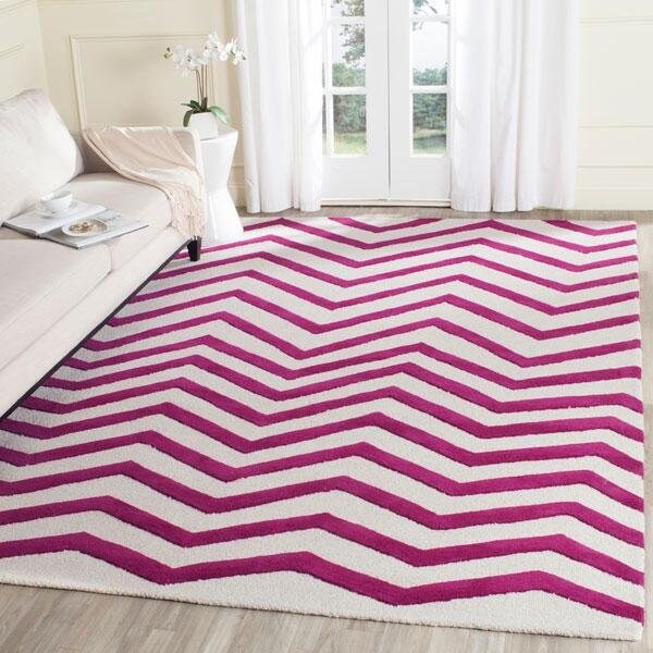 Safavieh Cambridge Hand Tufted Rectangle RugIvory & Fuchsia 4 x 6 ft. - CAM714F-4