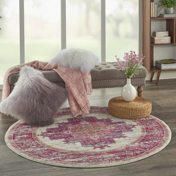 Homeroots 4 ft. Round Ivory & Fuchsia Distressed Area Rug - 385322