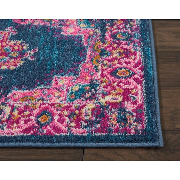 Homeroots 2 x 3 ft. Blue & Pink Medallion Scatter Area Rug - 385251