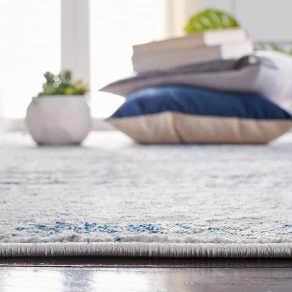 Safavieh 4 ft. 5 in. x 6 ft. 5 in. Amelia Vintage Rectangle Power Loomed Rug Gray & Blue - ALA207G-4