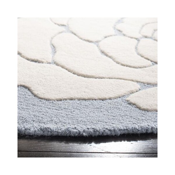 Safavieh Cambridge Hand Tufted Accent Rug, Blue and Ivory - 2 x 3 ft. - CAM782B-2