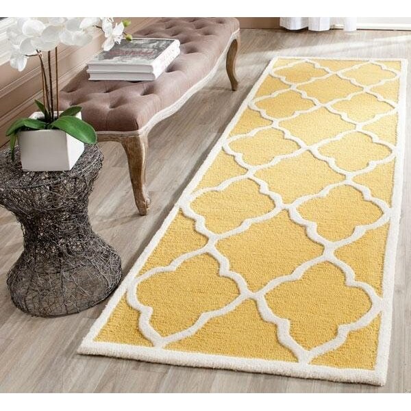 Safavieh Cambridge Hand Tufted Small Rectangle Rug- Gold - Ivory- 4 x 6 ft. - CAM312Q-4