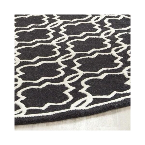 Safavieh Cambridge Hand Tufted Runner Rug- Black - Ivory- 2 ft. 6 in. x 6 ft. - CAM131E-26