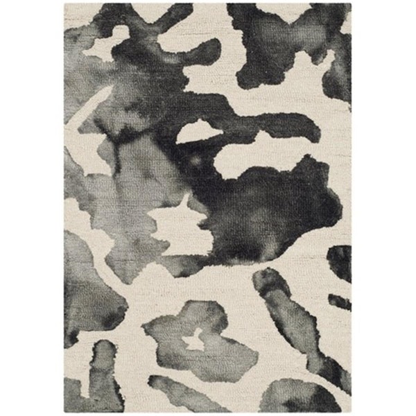 Safavieh Dip Dye Hand Tufted Runner Rug- Beige - Charcoal- 2 ft. 3 in. x 6 ft. - DDY517E-26