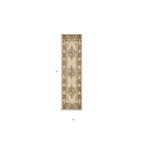 Homeroots 2 ft. 2 in. x 7 ft. 11 in. Runner Polypropylene Ivory Area Rug - 353673