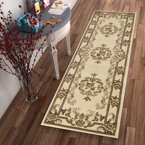 Homeroots 2 ft. 2 in. x 7 ft. 11 in. Runner Polypropylene Ivory Area Rug - 353673