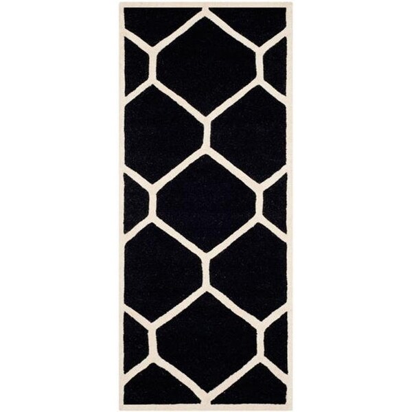 Safavieh Cambridge Hand Tufted Rectangle Rug- Black - Ivory- 4 x 6 ft. - CAM144E-4