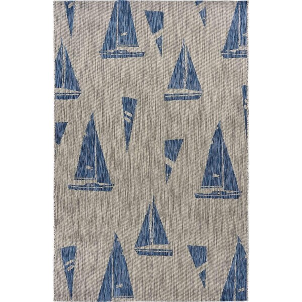 Homeroots 5 x 7 ft. Gray Sailboat Indoor & Outdoor Area Rug - 393754