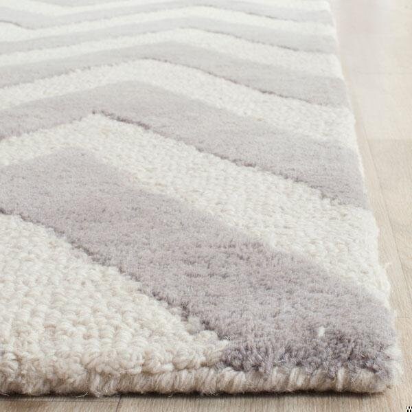 Safavieh 2 ft.-6 in. x 20 ft. Cambridge Hand Tufted Runner RugSilver & Ivory - CAM139D-220