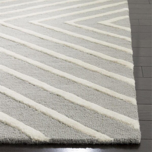 Safavieh Kids Hand Tufted Square RugGrey & Ivory 5 x 5 ft. - SFK920C-5SQ