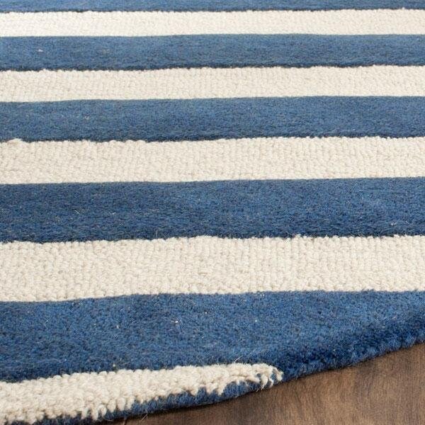 Safavieh Cambridge Hand Tufted Accent Rug- Navy - Ivory- 2 x 3 ft. - CAM154B-2