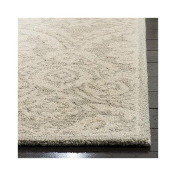 Safavieh 6 x 6 ft. Contemporary Blossom Hand Tufted Area RugSilver & Ivory - BLM106G-6SQ