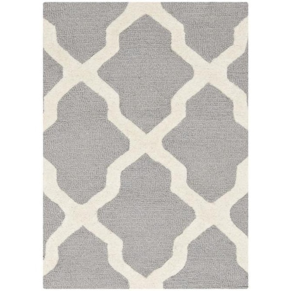 Safavieh 4 x 4 ft. Round Transitional Cambridge- Silver and Ivory Hand Tufted Rug - CAM121D-4R