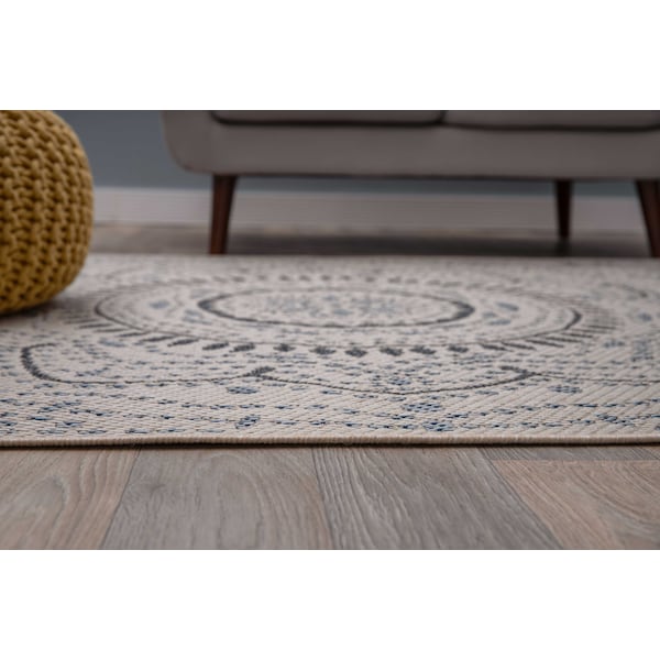 World Rug Gallery Medallion Design Indoor/Outdoor Area Rug  5' x 7' Blue - 415BLUE5X7