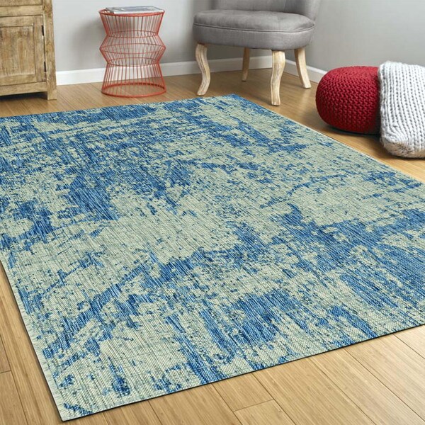 Homeroots 5 ft. 3 in. x 7 ft. 7 in. UV-Treated Polypropylene Grey & Denim Area Rug - 353955