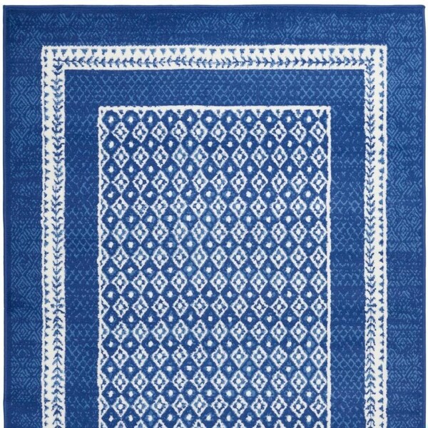 Homeroots 4 x 6 ft. Navy & Ivory Geometric Area Rug - 385883