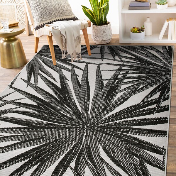 World Rug Gallery Tropical Leaves Nature Inspired Indoor/Outdoor Area Rug 5' x 7' Black - 4030BLACK5X7