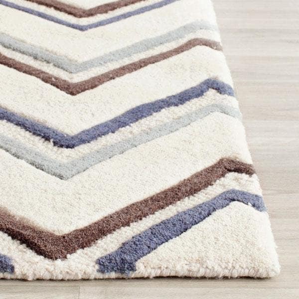 Safavieh Cambridge Hand Tufted Small Rectangle Rug- IVORY - BLUE- 4 x 6 ft. - CAM581A-4