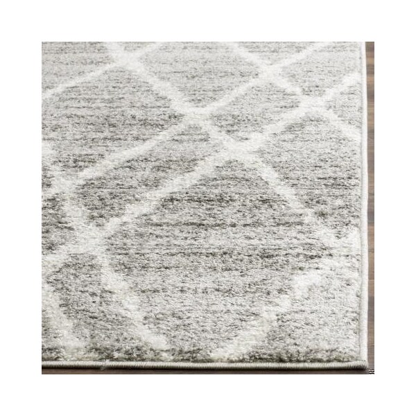 Safavieh 2 ft.6 in. x 4 ft. Adirondack Power Loomed Accent Area RugIvory & Silver - ADR128B-24