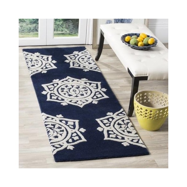 Safavieh 2 ft.-3 in. x 7 ft. Bella Hand Tufted Runner Rug, Navy and Ivory - BEL136B-27