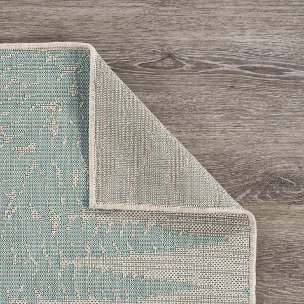 Homeroots 5 x 7 ft. Teal Fern Leaves Indoor & Outdoor Area Rug - 396107