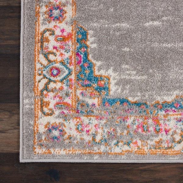 Homeroots 2 x 6 ft. Gray & Gold Medallion Runner Rug - 385315