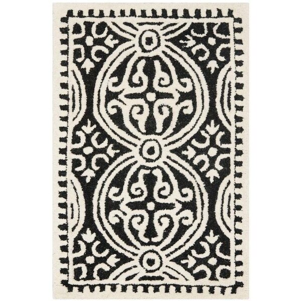 Safavieh 4 x 4 ft. Cambridge Hand Tufted Round Area RugBlack & Ivory - CAM123E-4R