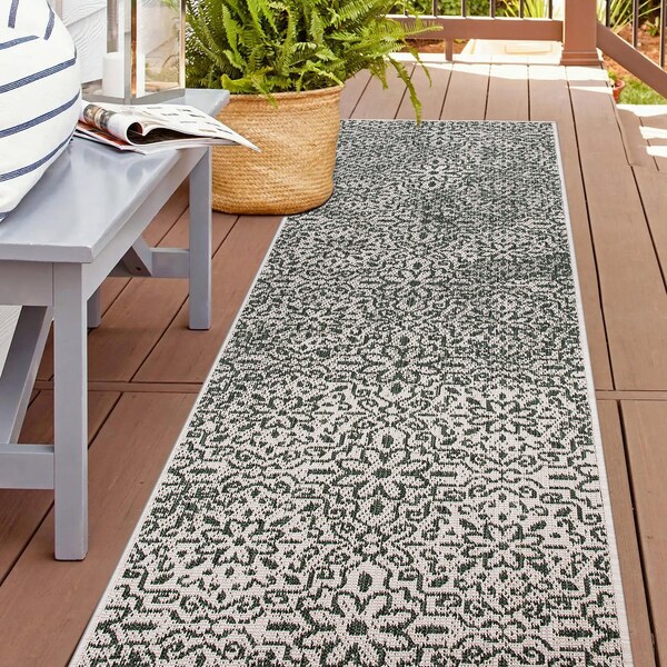 World Rug Gallery Contemporary Flowers Weather Resistant Indoor/Outdoor Runner Rug 2' x 7' Green - 4026GREEN2X7