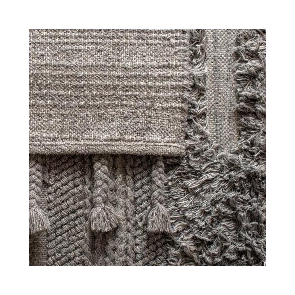 Safavieh 4 x 6 ft. Casablanca Rectangle Hand Loomed Wool RugSilver - CSB450G-4