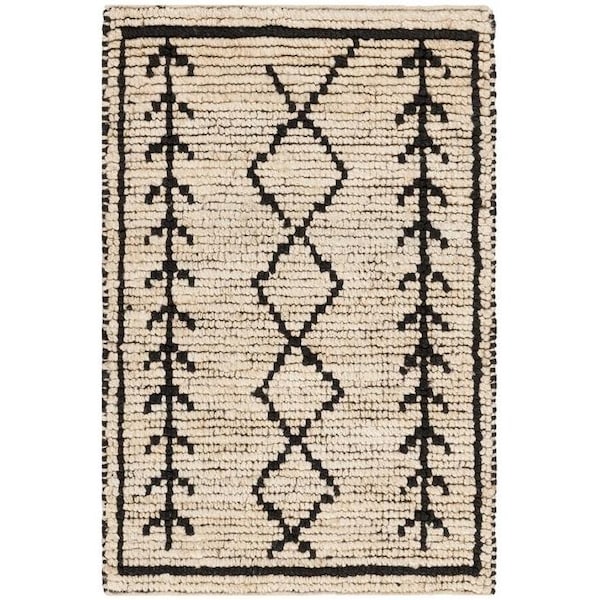 Safavieh Bohemian Hand Woven Accent RugIvory & Black 2 x 3 ft. - BOH701A-2