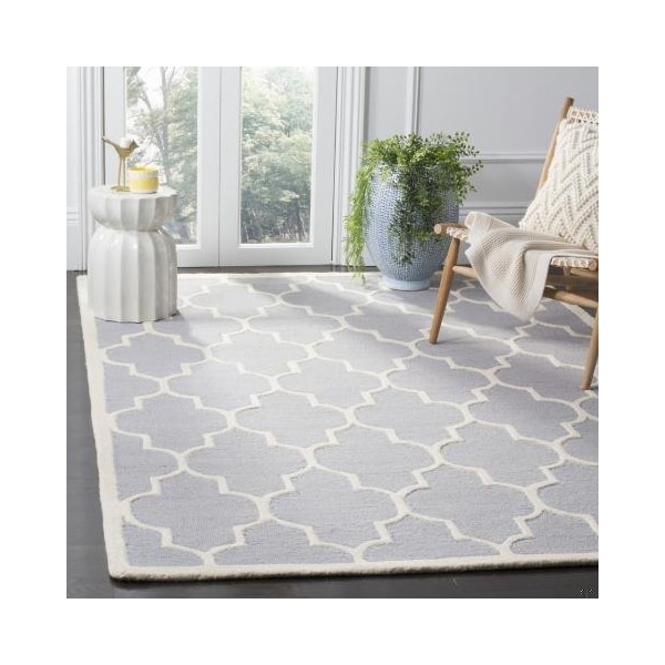 Safavieh Cambridge Hand Tufted Rectangle Rug, Silver and Ivory - 4 x 6 ft. - CAM134D-4