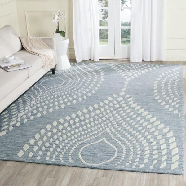 Safavieh Bella Accent Rug, Blue and Ivory - 2 ft. - 6 in. x 4 ft. - BEL126A-24