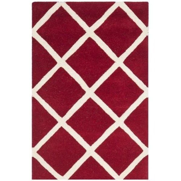 Safavieh Chatham Hand Tufted Accent Rug- Red - Ivory- 2 x 3 ft. - CHT720G-2
