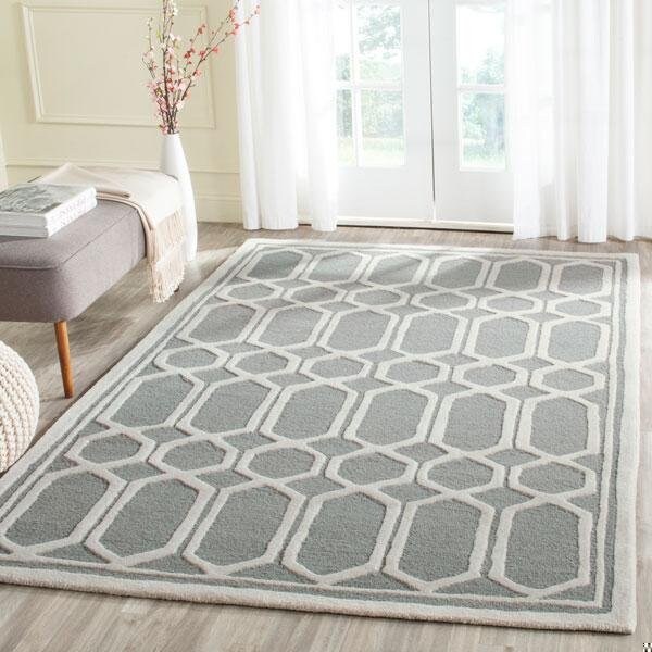 Safavieh Cambridge Runner Hand Tufted Rug, Silver and Ivory - 2 ft.-6 in. x 8 ft. - CAM138D-28