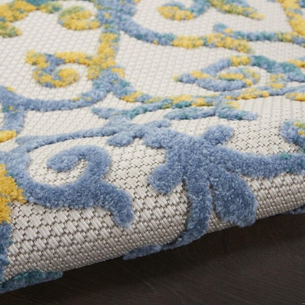 Homeroots 4 ft. Round Ivory & Blue Indoor & Outdoor Area Rug - 385018