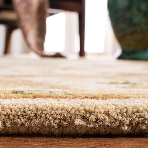 Safavieh 3 x 5 ft. Accent Traditional Antiquity- Gold Hand Tufted Rug - AT52D-3