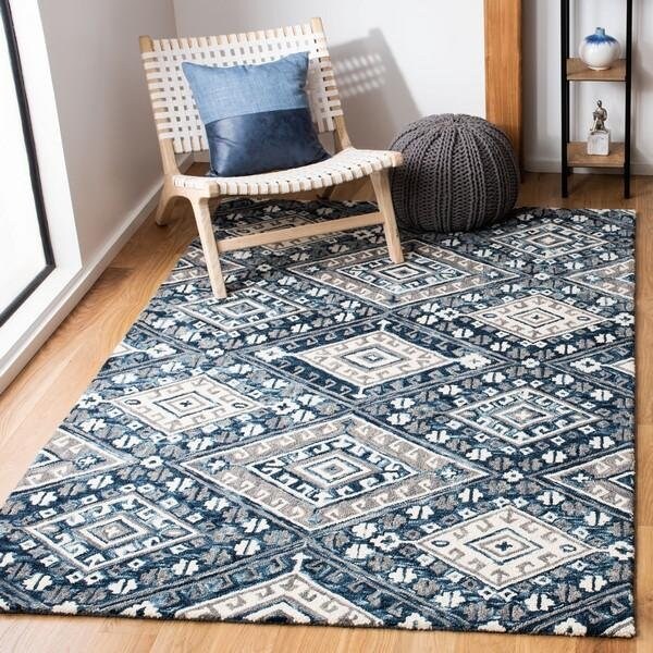 Safavieh Aspen Hand Tufted Square Area RugGrey & Ivory 7 x 7 ft. - APN825F-7SQ