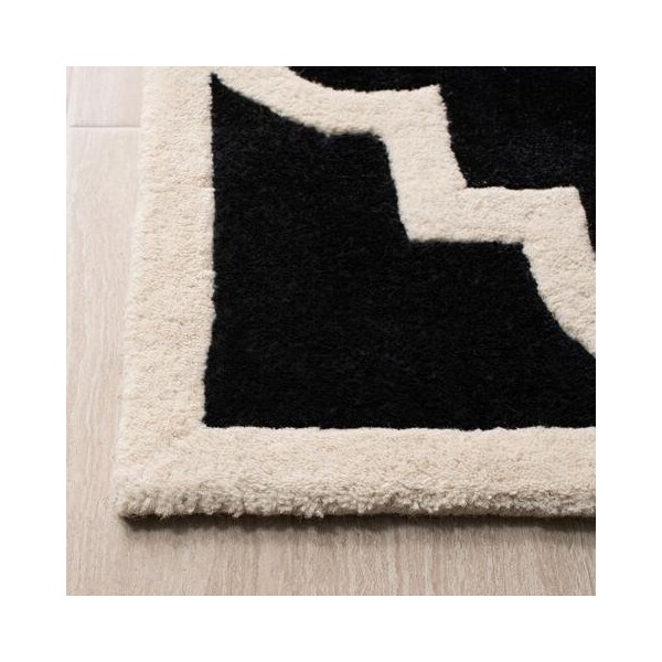 Safavieh Chatham Hand Tufted Small Rectangle Rug- Black - Ivory- 4 x 6 ft. - CHT730K-4