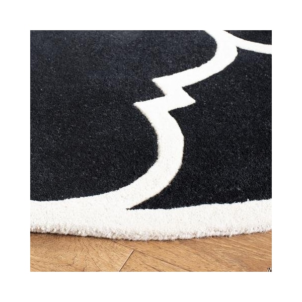 Safavieh Chatham Hand Tufted Small Rectangle Rug- Black - Ivory- 4 x 6 ft. - CHT730K-4